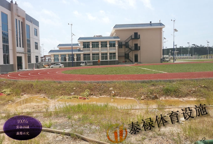 河池都安塑胶球场施工全解析 丙烯酸材料与游乐园服务的完美结合